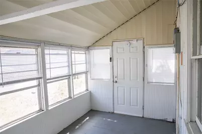 12819 W Burton Street, Burton, TX 77835 - Photo 17