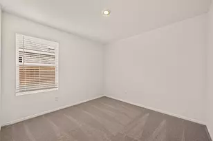 9210 Tern Pnes Ln, Baytown, TX 77521 - Photo 23