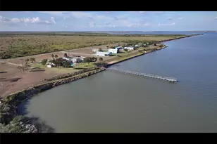 45 Jefferson Ave, Port Lavaca, TX 77979 - Photo 3