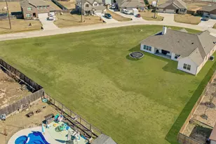 12371 N Chestnut Hls Dr, Conroe, TX 77303 - Photo 9