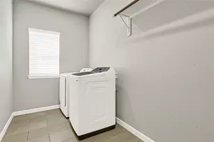 12371 N Chestnut Hls Dr, Conroe, TX 77303 - Photo 23