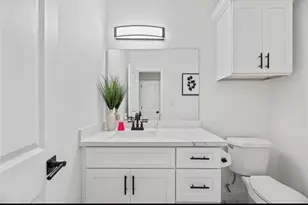 8634 Scott B St, Houston, TX 77051 - Photo 9