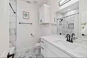 8634 Scott B St, Houston, TX 77051 - Photo 11