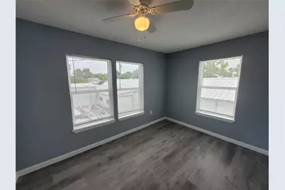 5211 Avenue S Up S, Galveston, TX 77551 - Photo 11