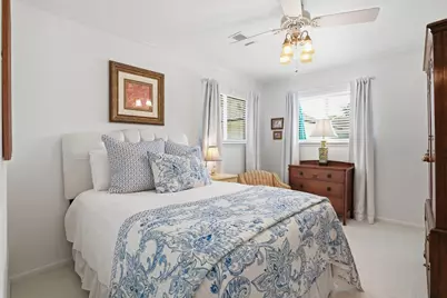 5927 Valkeith Drive, Houston, TX 77096 - Photo 15