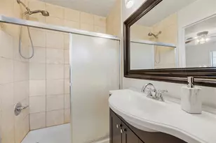 11411 Atwell Dr, Houston, TX 77035 - Photo 19