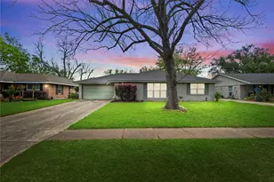 11411 Atwell Dr, Houston, TX 77035 - Photo 1