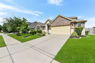 16718 Lake Limestone Ln, Houston, TX 77044 - Photo 5