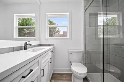 913 Bennington, Houston, TX 77022 - Photo 7