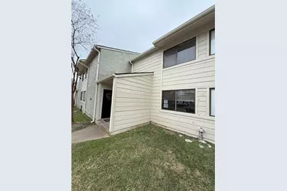 4507 Carter Creek Parkway #7, Bryan, TX 77802 - Photo 3