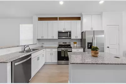 15222 Canyon Rapids Road, Conroe, TX 77302 - Photo 3