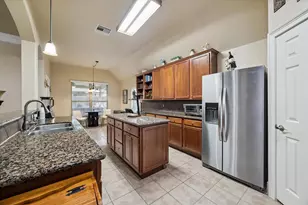 14810 Maverick Valley Ln, Cypress, TX 77429 - Photo 9