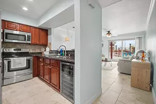 7312 Seawall Blvd, Galveston, TX 77551 - Photo 11