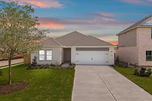 1950 Stargazer Ln, Angleton, TX 77515 - Photo 1