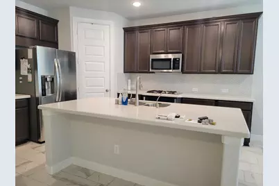 10342 Aldrin Drive, Rosharon, TX 77583 - Photo 11