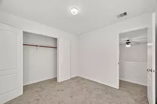 2630 Skyview Crest Ct, Houston, TX 77047 - Photo 13
