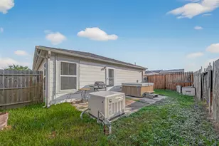2630 Skyview Crest Ct, Houston, TX 77047 - Photo 15