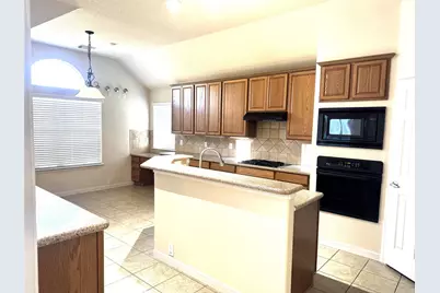 2910 Sandleigh Drive, Spring, TX 77388 - Photo 13