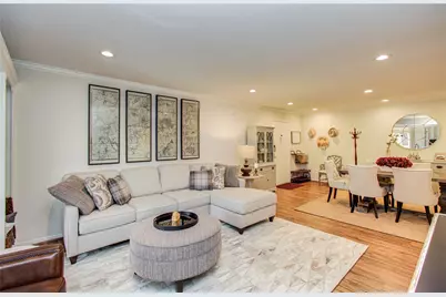 7575 Katy Freeway #113, Houston, TX 77024 - Photo 13