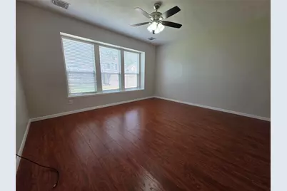 2111 Emerald Cove Drive, League City, TX 77573 - Photo 9