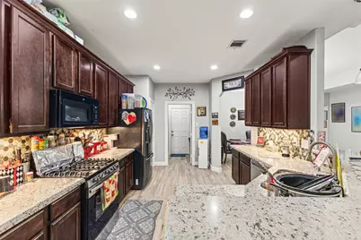 267 Freeman Boulevard, West Columbia, TX 77486 - Photo 11