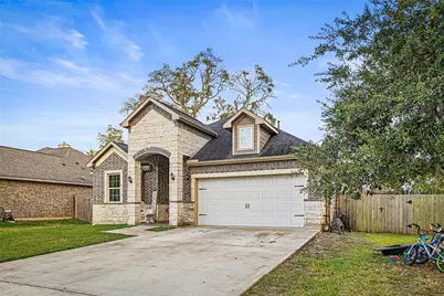 267 Freeman Boulevard, West Columbia, TX 77486 - Photo 3