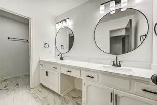 2236 River Oaks Dr, West Columbia, TX 77486 - Photo 29