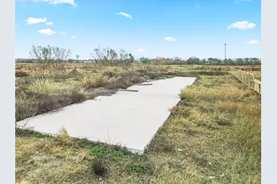 909 26th Street, Dickinson, TX 77539 - Photo 1