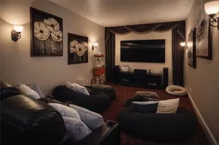 43 W Loftwood Cir, The Woodlands, TX 77382 - Photo 15