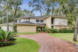 11602 Applewood St, Houston, TX 77024 - Photo 1