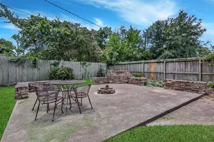 1423 Thornton Rd, Houston, TX 77018 - Photo 11