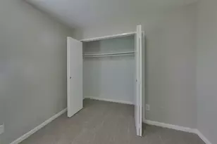 5030 Ridgecreek Dr, Houston, TX 77053 - Photo 11