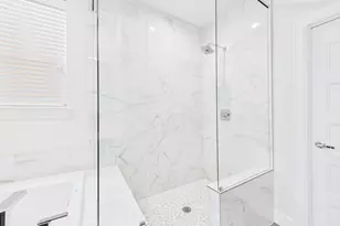 2761 Clinton Dr, Houston, TX 77020 - Photo 23
