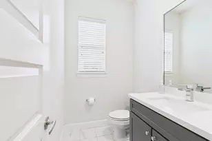 2761 Clinton Dr, Houston, TX 77020 - Photo 15
