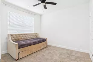 2761 Clinton Dr, Houston, TX 77020 - Photo 29