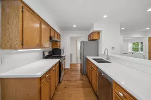 7050 Cole Creek Dr, Houston, TX 77092 - Photo 3