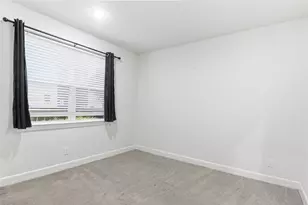 2733 Eado Edge Ct, Houston, TX 77020 - Photo 3