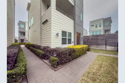 2733 Eado Edge Court, Houston, TX 77020 - Photo 1