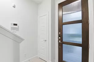 2733 Eado Edge Ct, Houston, TX 77020 - Photo 5