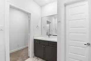 2733 Eado Edge Ct, Houston, TX 77020 - Photo 31