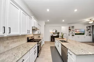 8906 Stanley Oak Dr, Missouri City, TX 77459 - Photo 13