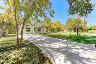 1309 Smith St, Navasota, TX 77868 - Photo 39