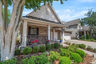 626 Dalton Lane, Sugar Land, TX 77479 - Photo 3