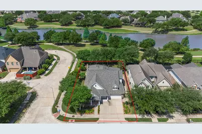 626 Dalton Lane, Sugar Land, TX 77479 - Photo 43
