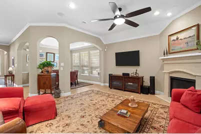 626 Dalton Lane, Sugar Land, TX 77479 - Photo 11