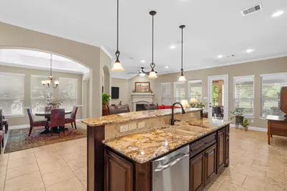 626 Dalton Lane, Sugar Land, TX 77479 - Photo 15
