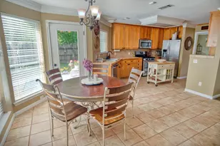 608 Prairie Ln, Angleton, TX 77515 - Photo 3