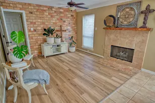 608 Prairie Ln, Angleton, TX 77515 - Photo 13