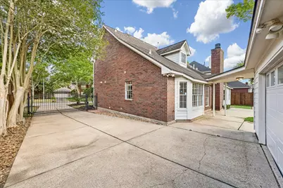 11818 Orchard Mountain Drive, Pasadena, TX 77059 - Photo 31