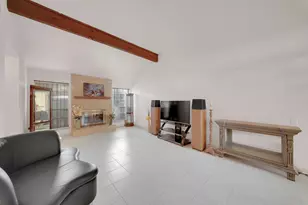 9168 Wilcrest Dr, Houston, TX 77099 - Photo 7